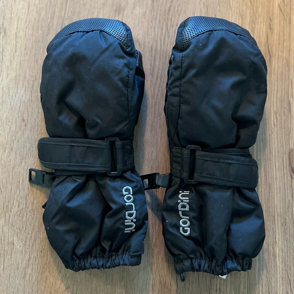 Gordoni Kids Snow Mittens - Size Smalll